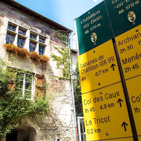 Le Dauphine Otel Châtillon-en-Diois Dış mekan fotoğraf