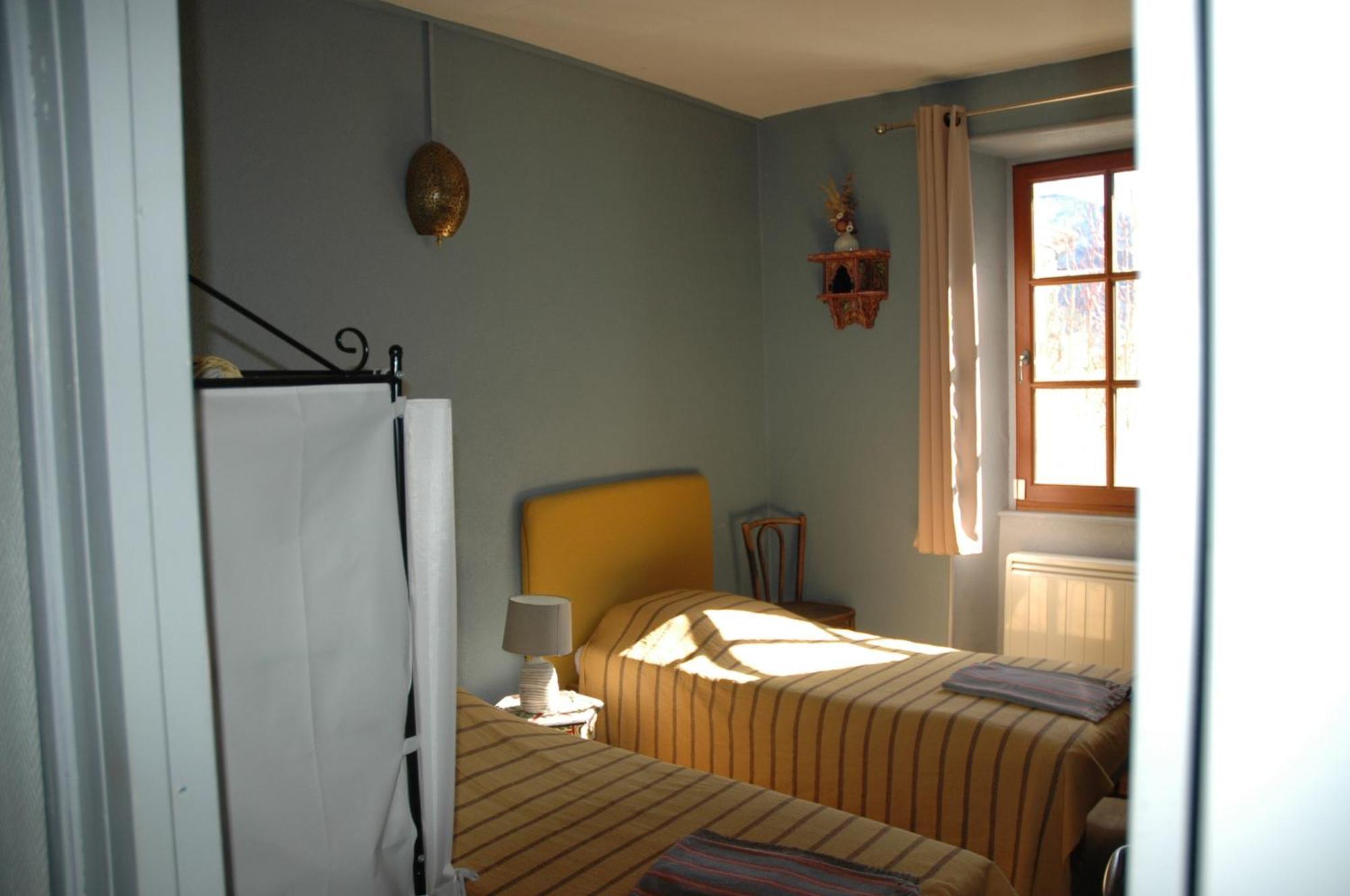 Le Dauphine Otel Châtillon-en-Diois Dış mekan fotoğraf