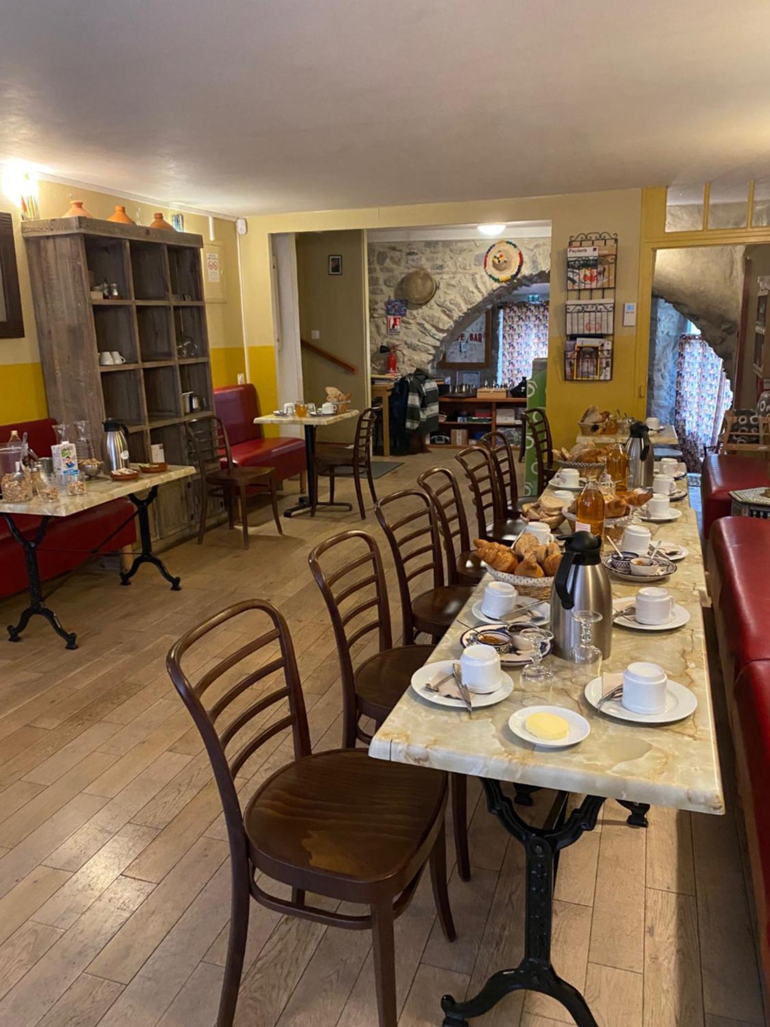 Le Dauphine Otel Châtillon-en-Diois Dış mekan fotoğraf